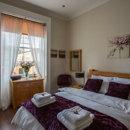Most Central Luxury Apartment - Sleeps 4 & Free Parking! Chester Exterior foto