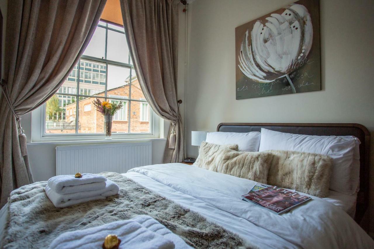 Most Central Luxury Apartment - Sleeps 4 & Free Parking! Chester Exterior foto